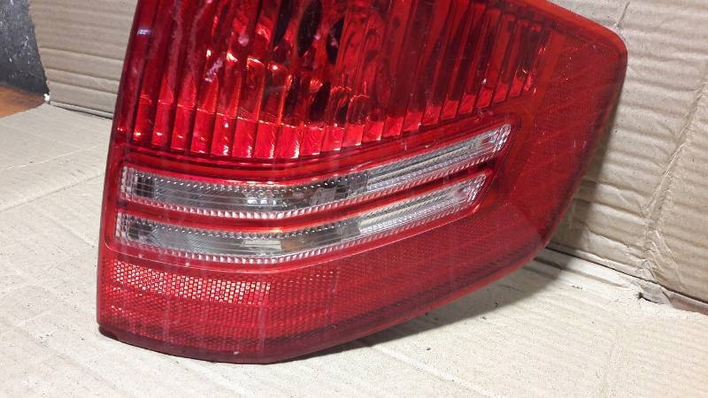 9655863980 LAMPA PRAWA TYL CITROEN C4