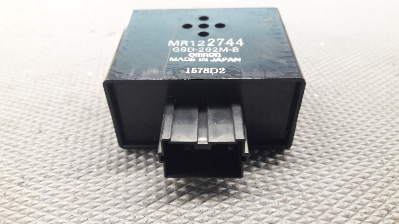 MR122744 brzeczyk MITSUBISHI PAJERO