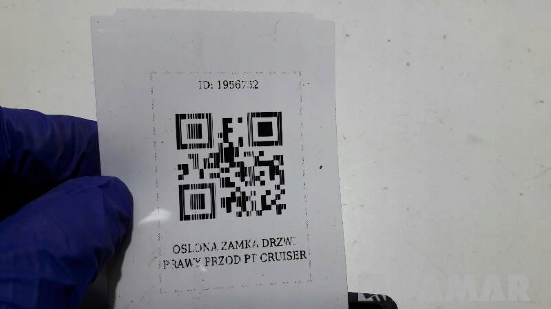 04724910AB OSLONA ZAMKA PRAWY PRZOD PT CRUISER