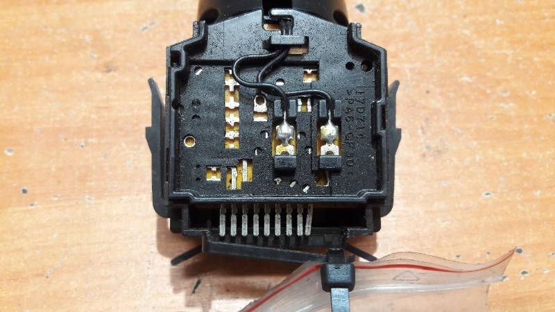 E532-016 PRZELACZNIK WYCIERACZEK MITSUBISHI LANCER