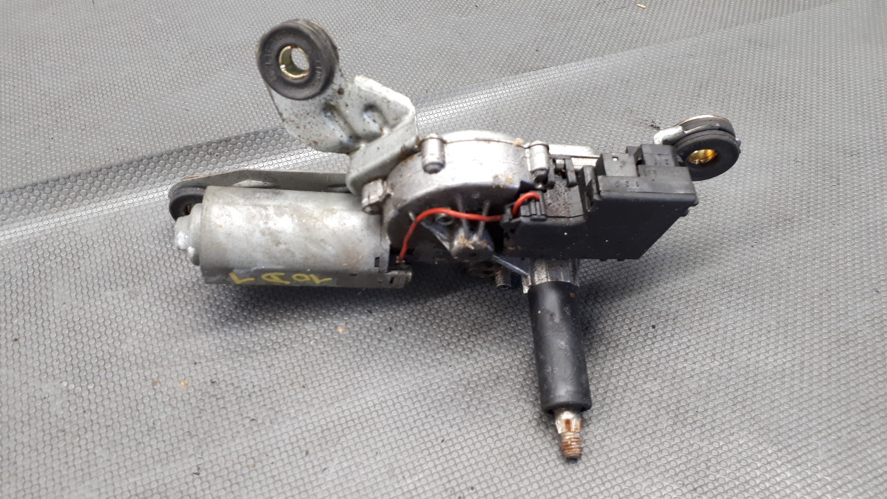0390201542 silniczek wycieraczek tył L BMW E36