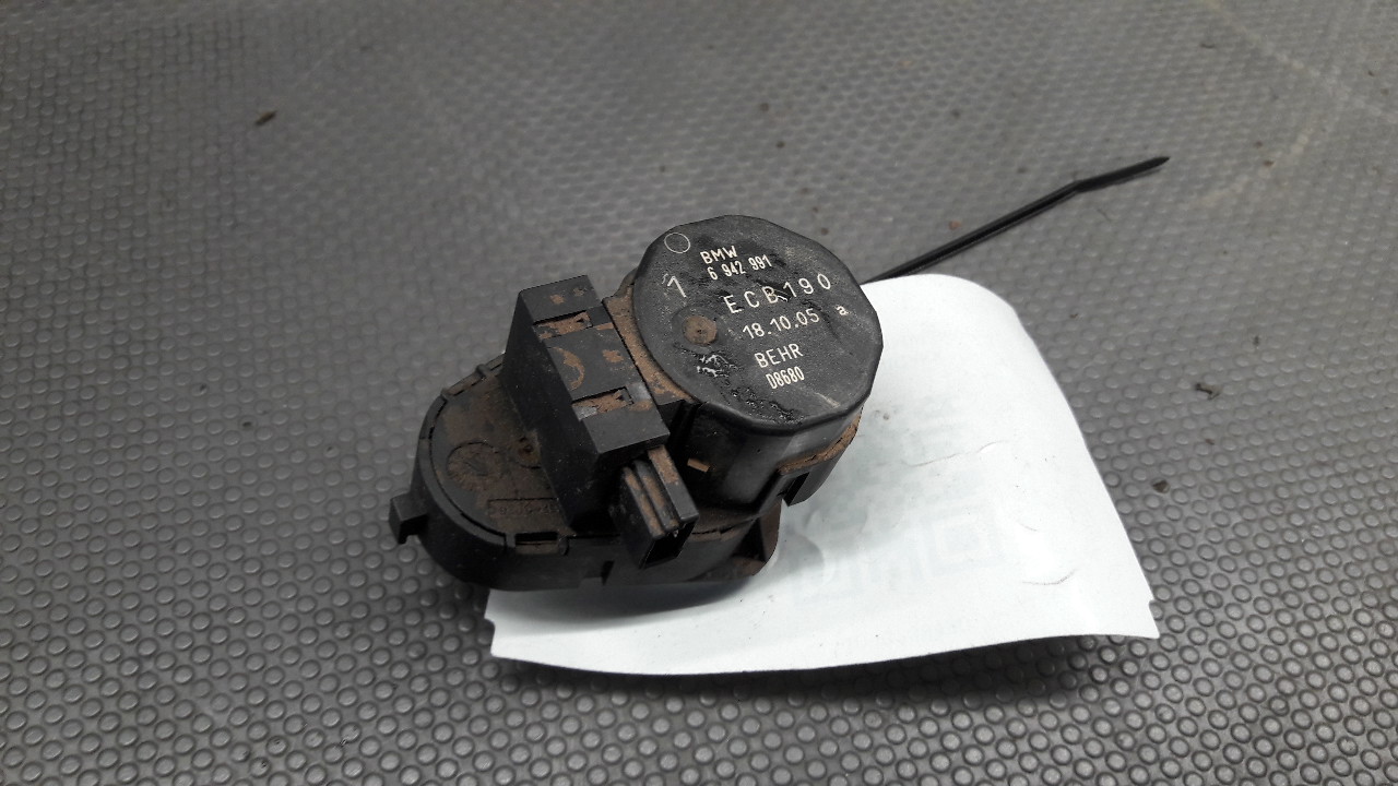 6942991 silniczek nagrzewnicy BMW E60 E61 I