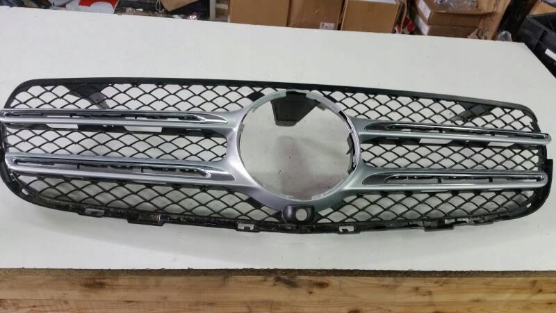 A25388066 GRILL ATRAPA MERCEDES GLC W253 X253