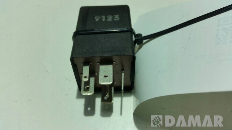 321955531A przekaznik 19 VW AUDI SEAT SKODA