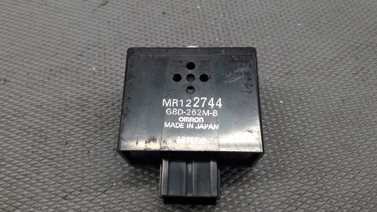 MR122744 brzeczyk MITSUBISHI PAJERO