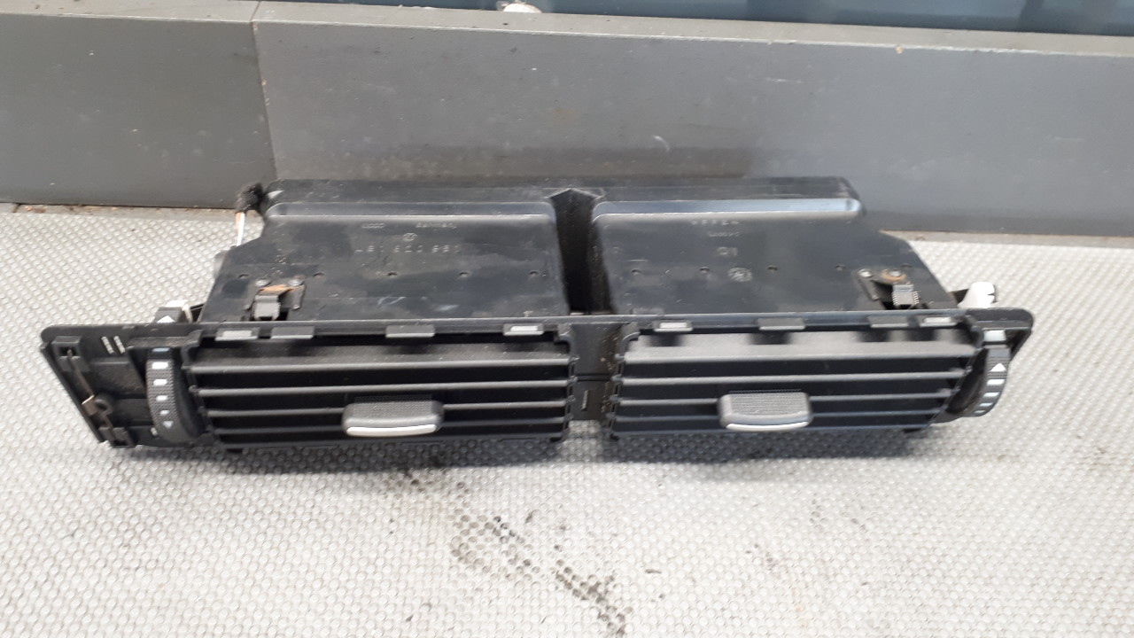 4B1820951 kratka nawiewu AUDI A6 C5 01R I