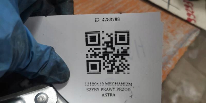 13100418 MECHANIZM SZYBY PRAWY PRZOD ASTRA