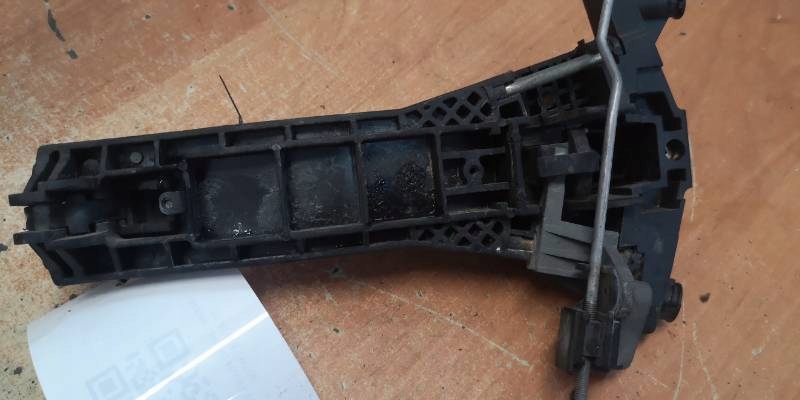 Klamka drzwi prawa tył mercedes w168