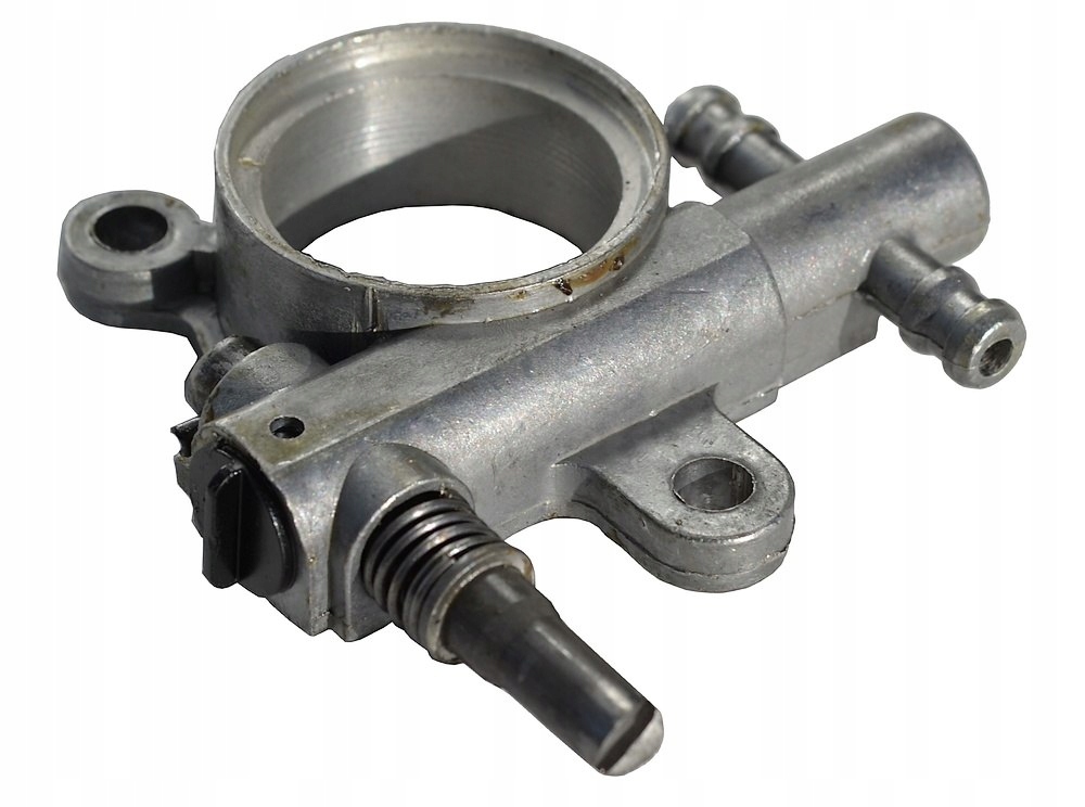 POMPKA OLEJU OLEJOWA PIŁY SPALINOWEJ 38 3800