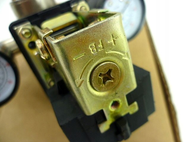 PRESOSTAT 1F+ włącznik do kompresor olejowy 230V