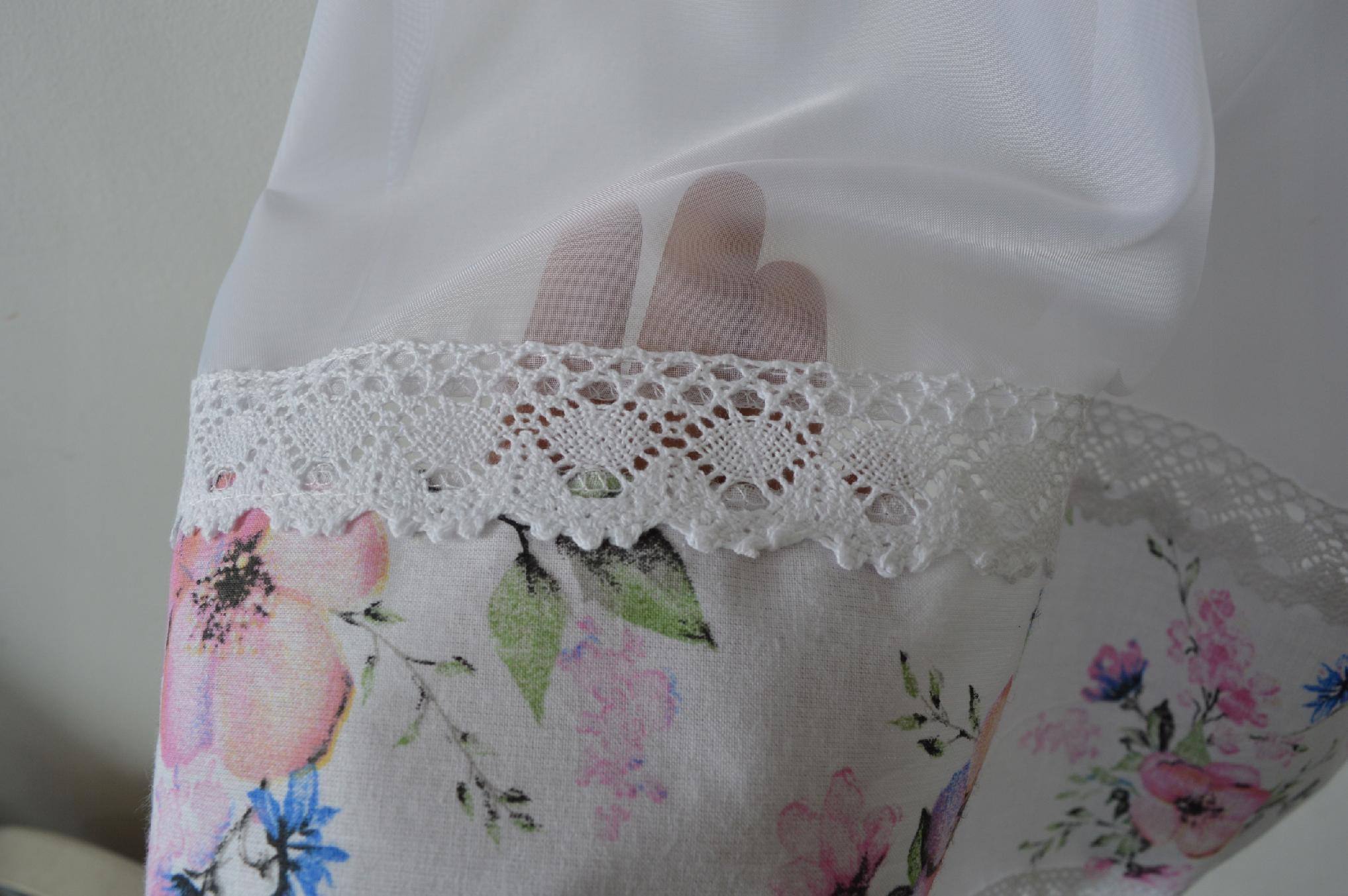 Zazdrostka kuchenna kwiat wiśni woal 200 x 60 cm