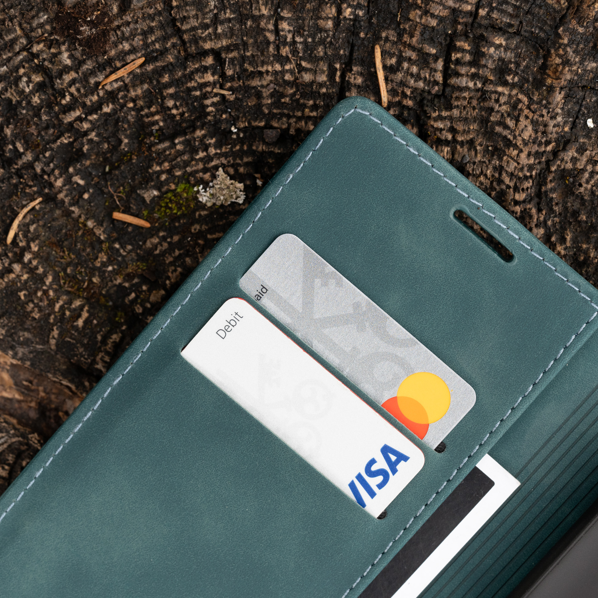 Spacecase Wallet iPhone 13 blue