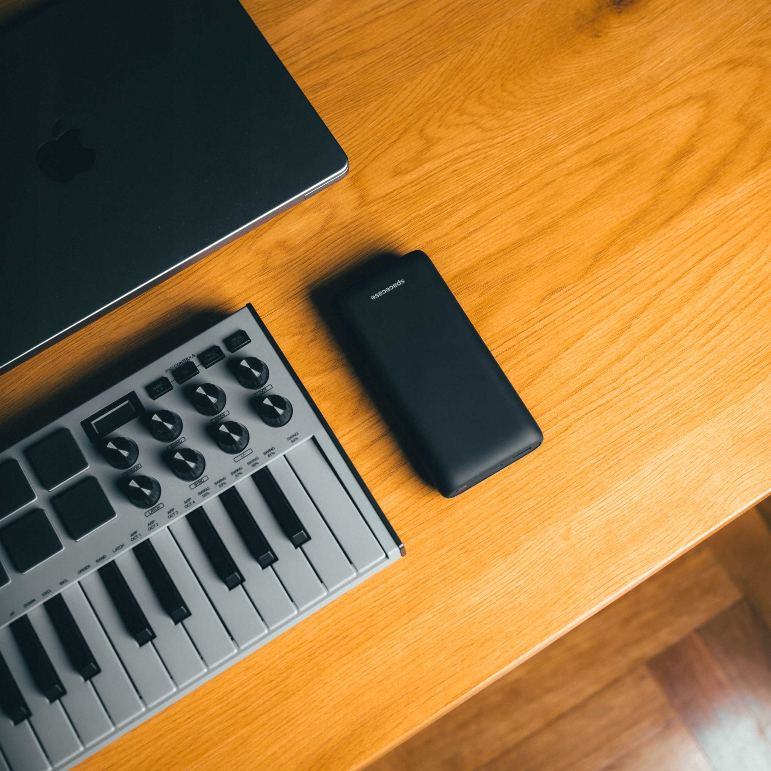 Spacecase Powerbank 20000Mah Powergo Pd20W Pb03-B Black