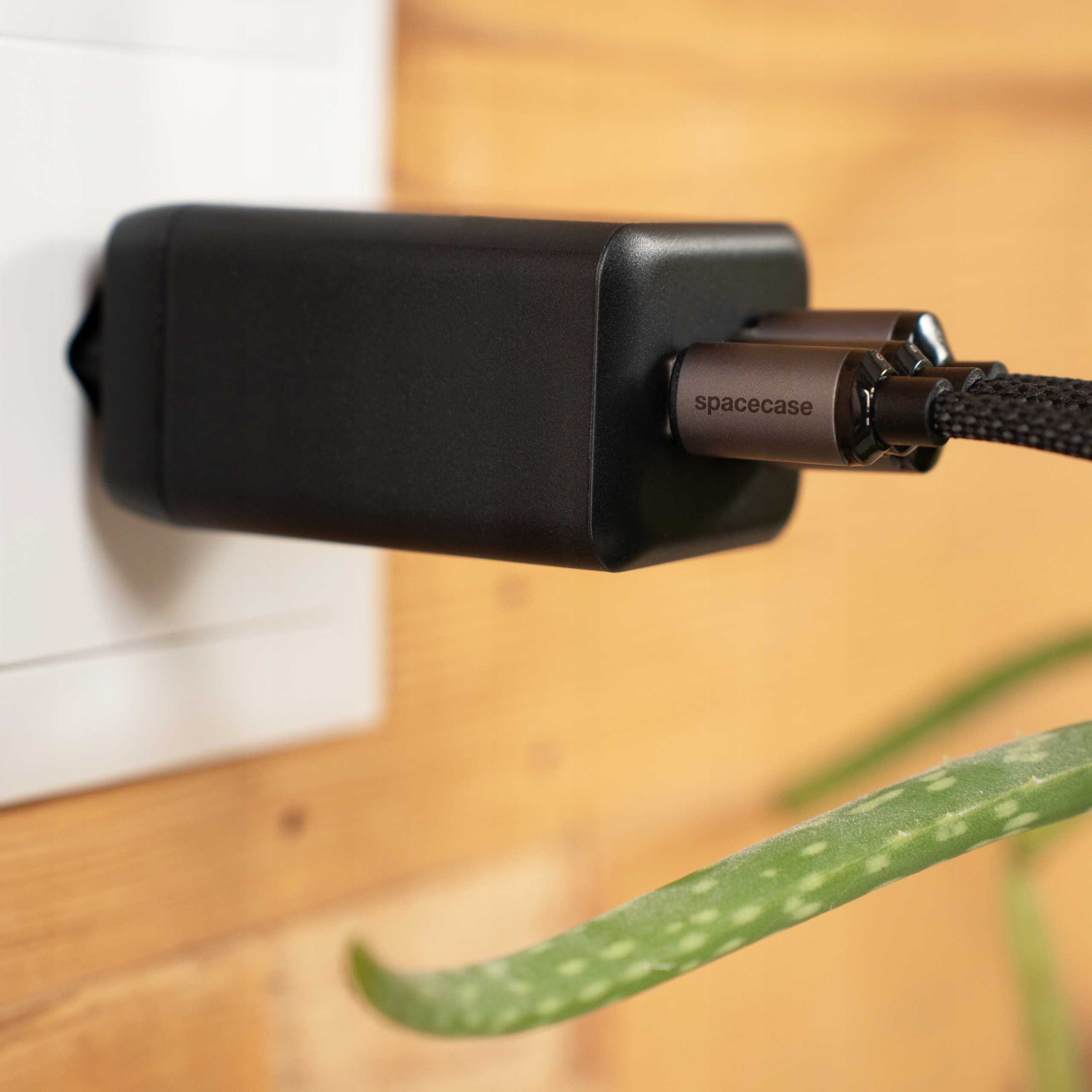 Spacecase USB-C to Lightning Cable 1M 20W CL05