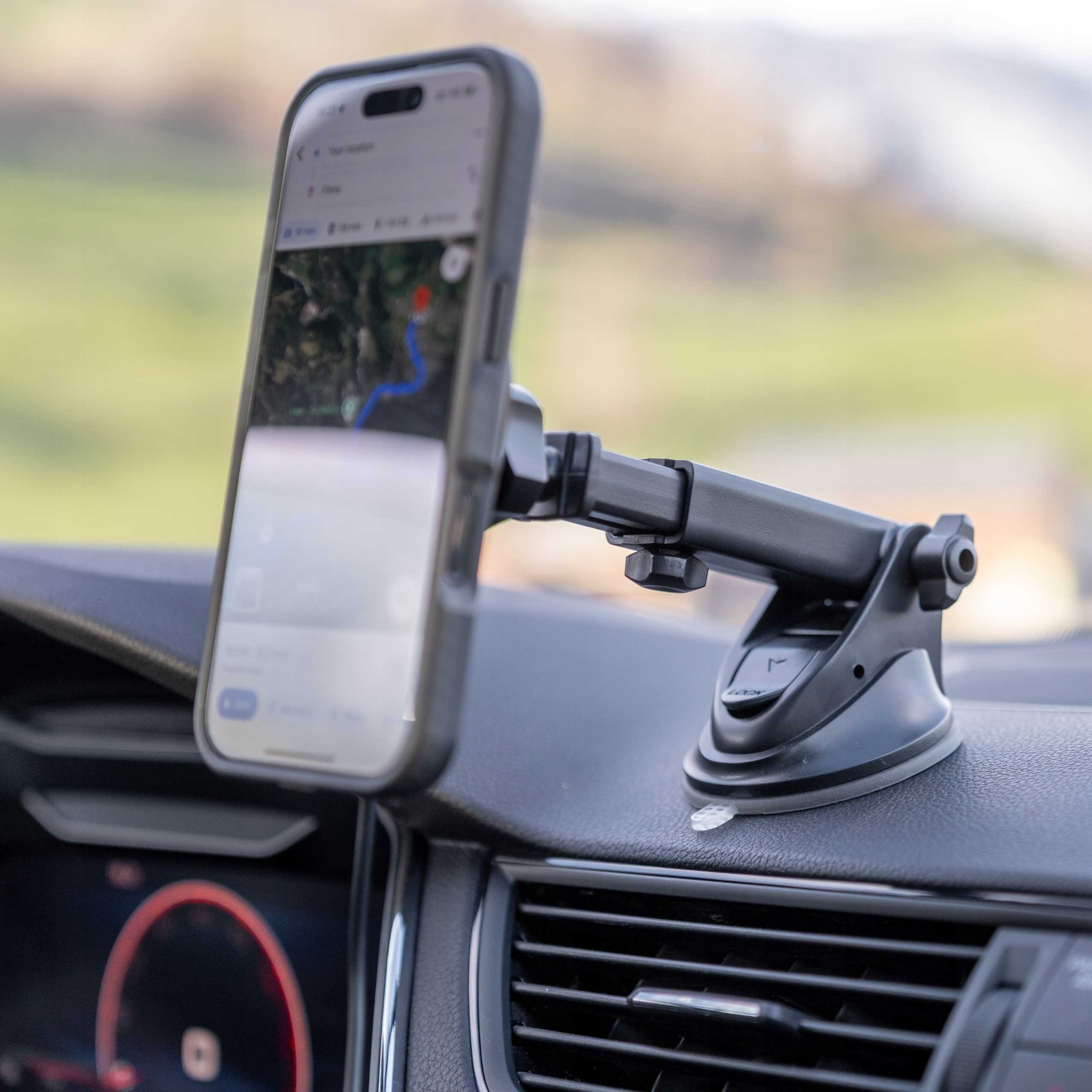 Spacecase Car Holder Dash/Windshield Magcharge Wm9B