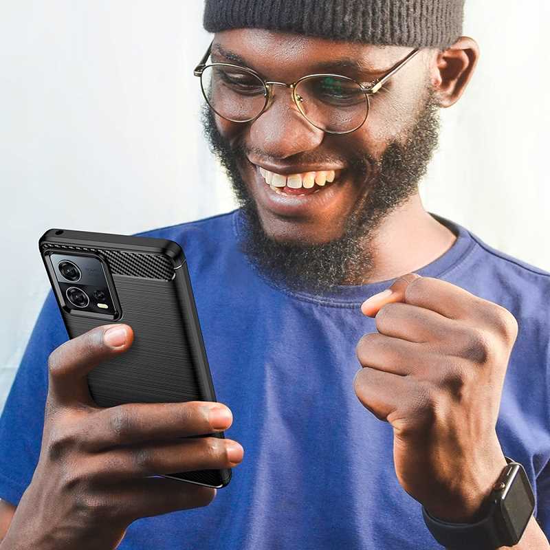 Spacecase Carbon Motorola Edge 30 Fusion czarny