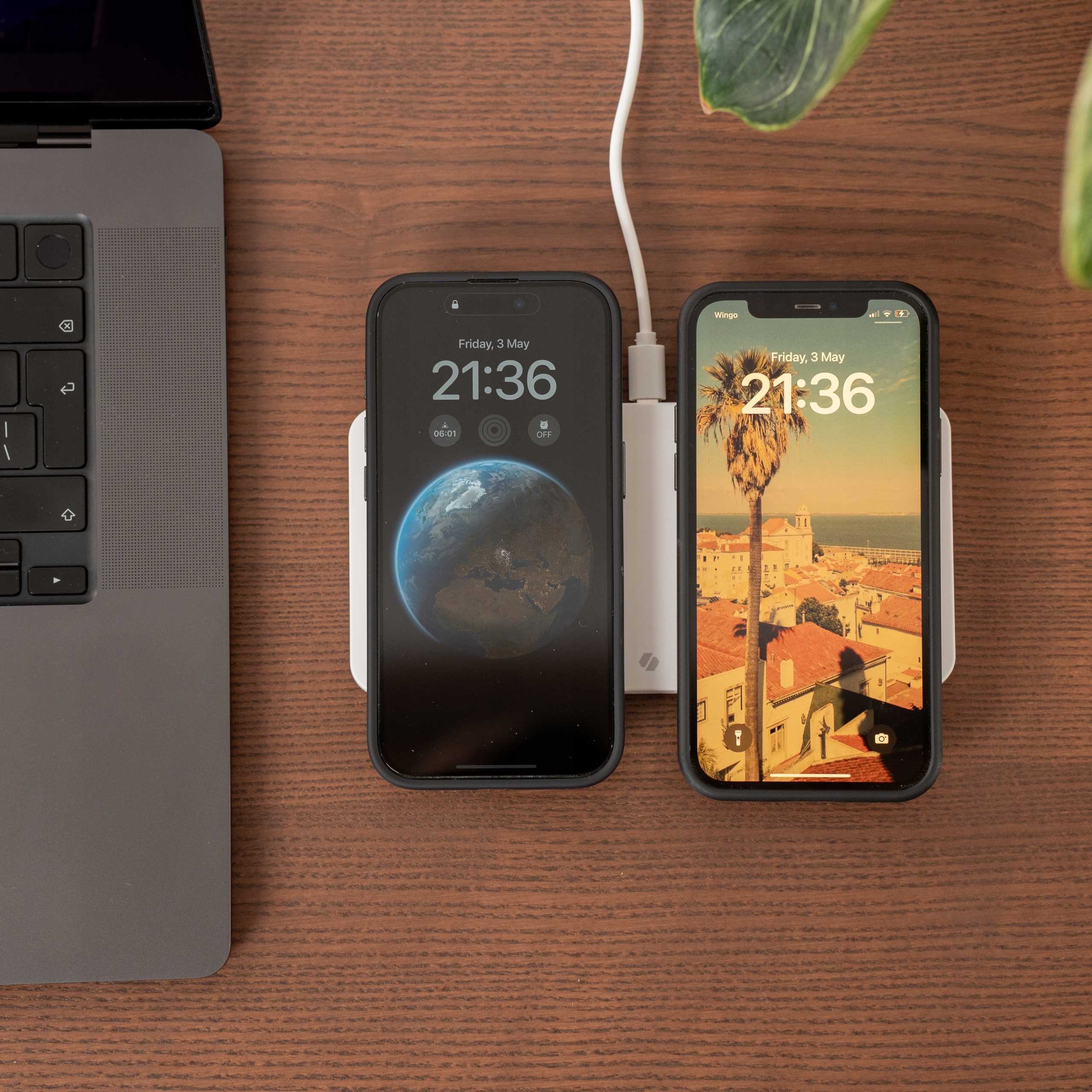 Spacecase Wireless Dual Charger Magcharge Wm3W White