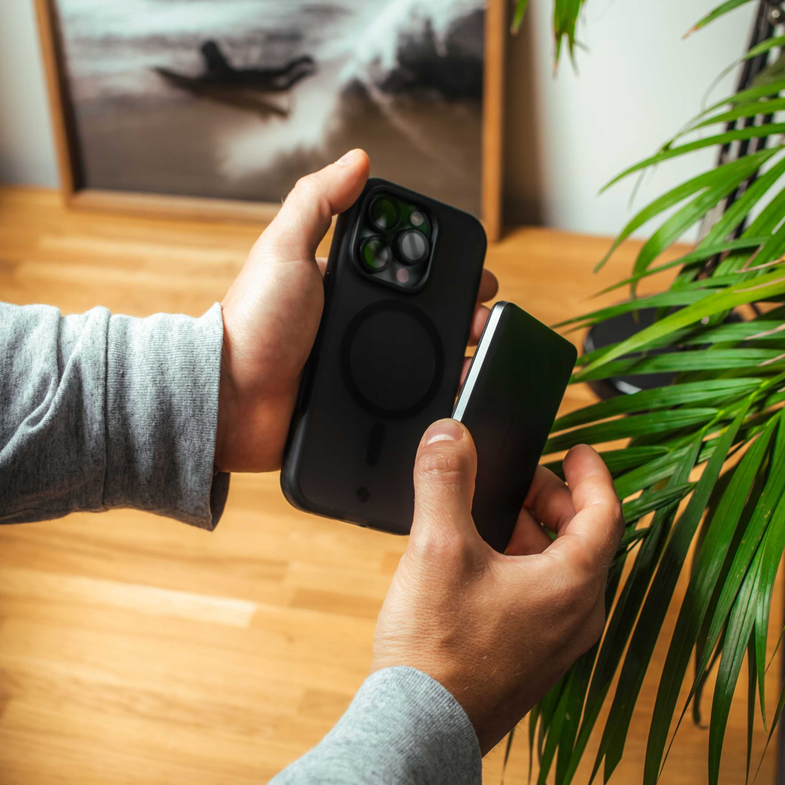 Spacecase Powerbank 5000mAh MagCharge PB01 gray