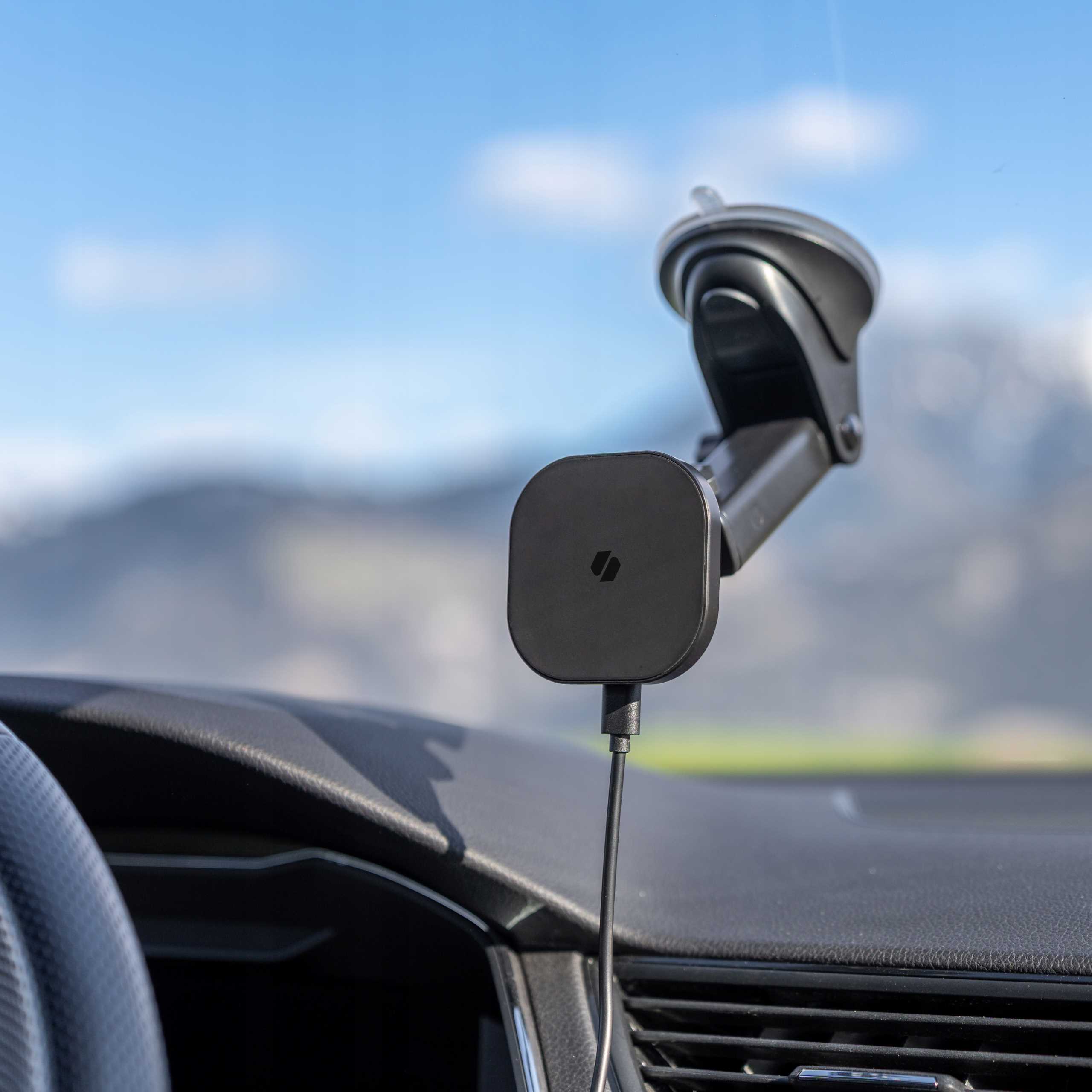 Spacecase Car Holder Dash/Windshield Magcharge Wm9B