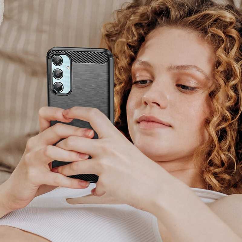 Spacecase Carbon Galaxy M35 5G black