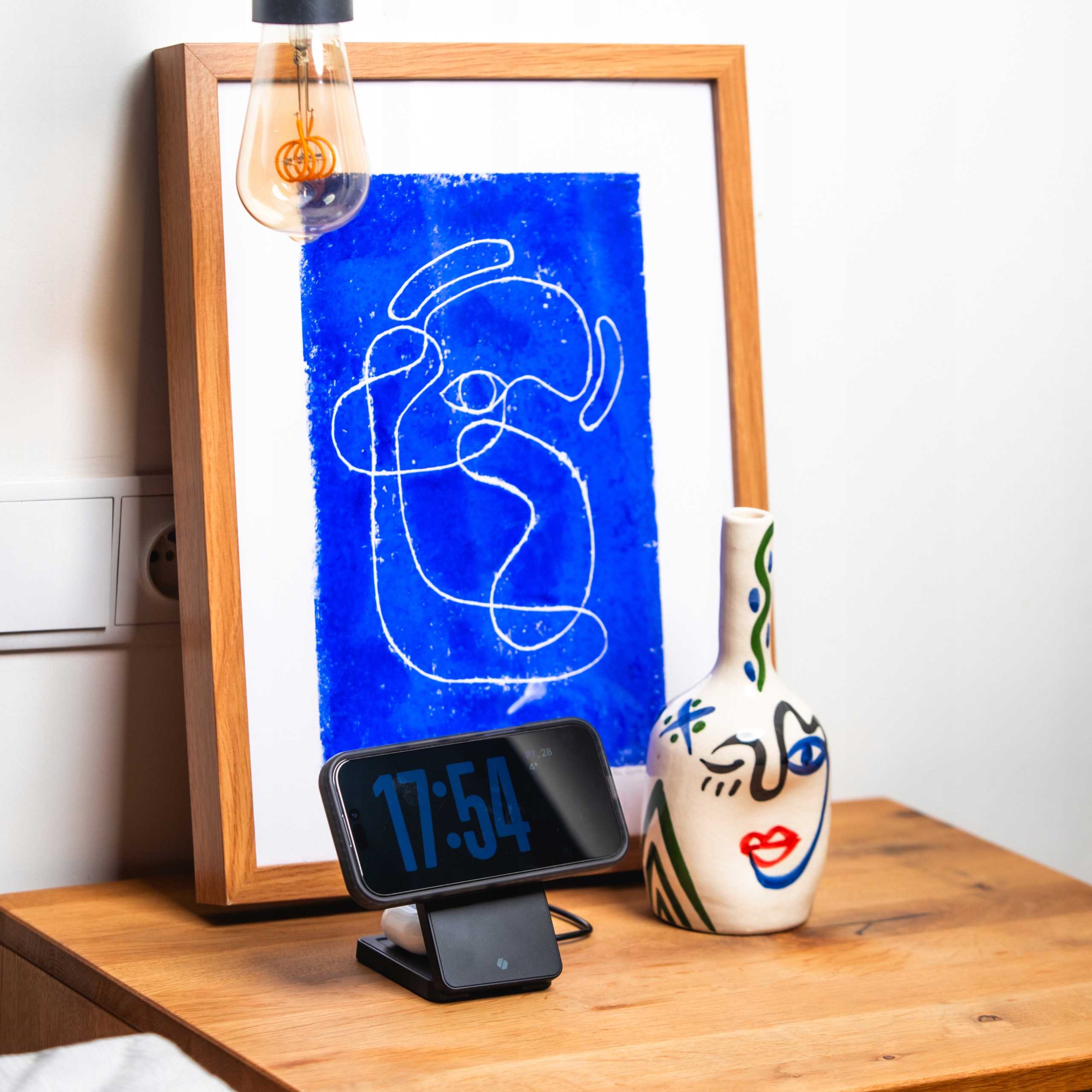 Spacecase Wireless Charger 2In1 Magcharge Wm5B Black