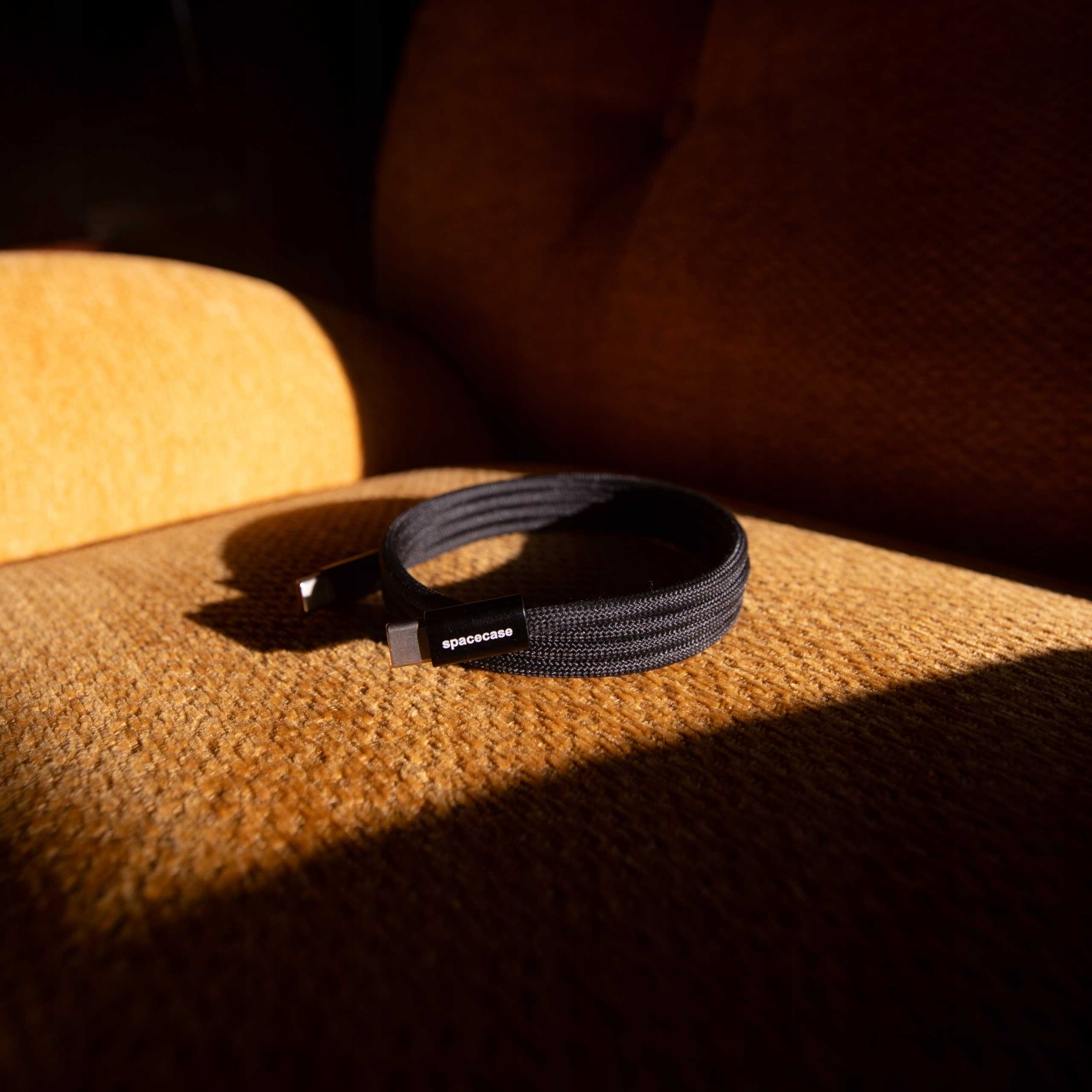 Spacecase Usb-C To Lightning Magnetic Cable 1M 20W Cl09 B