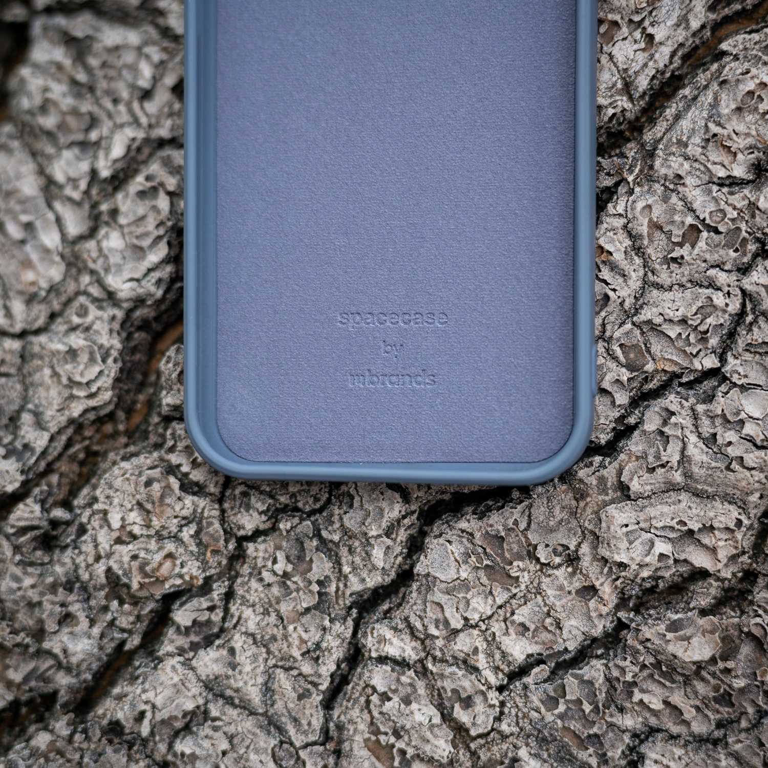 Spacecase Silicone Case iPhone 15 Plus blue