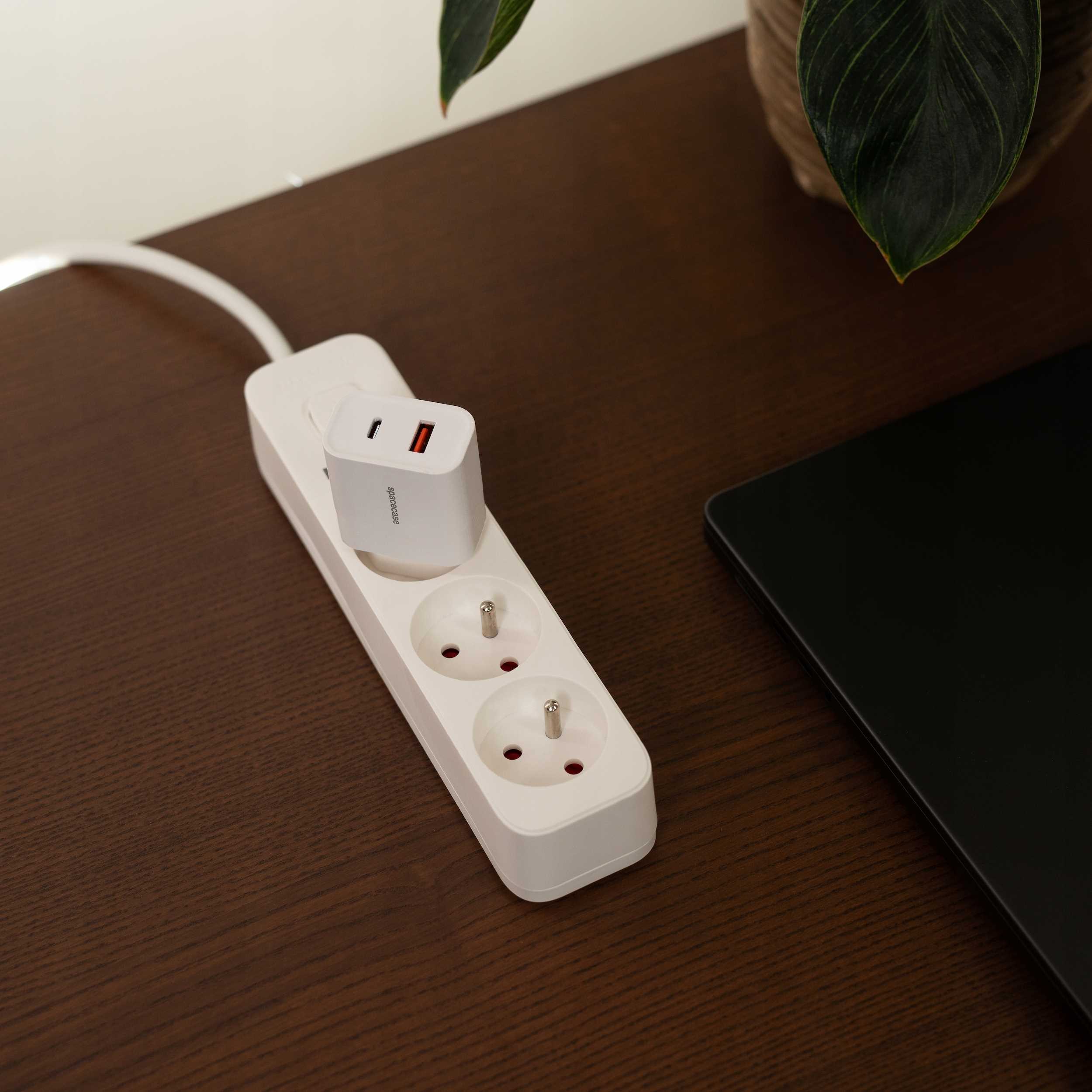 Spacecase Powerset Charger 20W With Lightning Ps20W-11