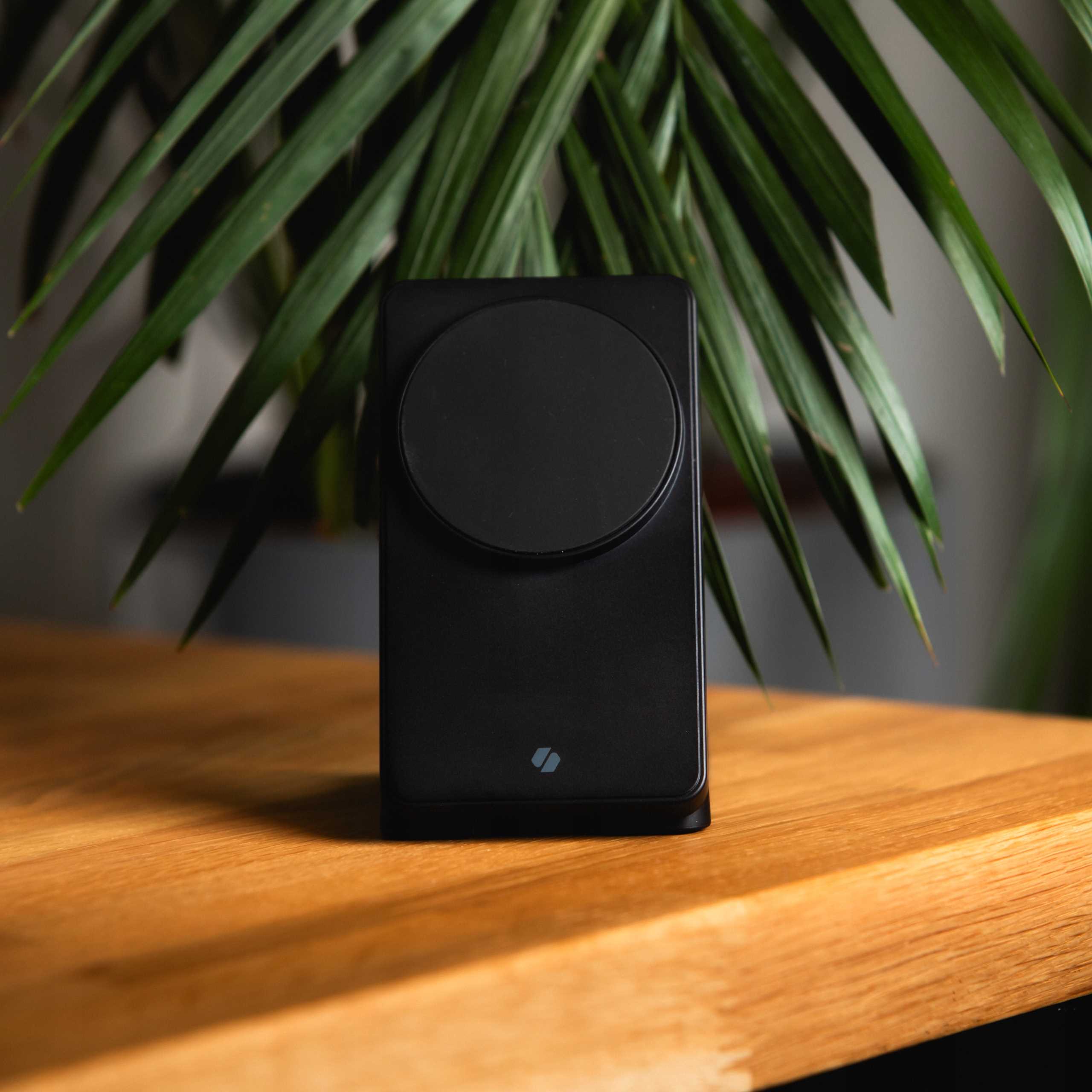 Spacecase Wireless Charger 2In1 Magcharge Wm5B Black