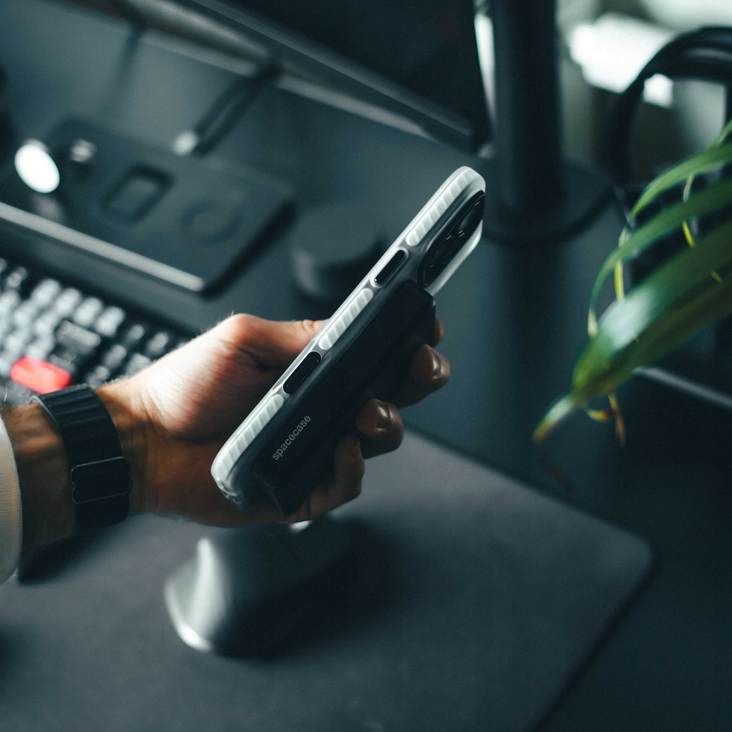 Spacecase Powerbank 10000Mah Snappack 20W Pb04-B Black