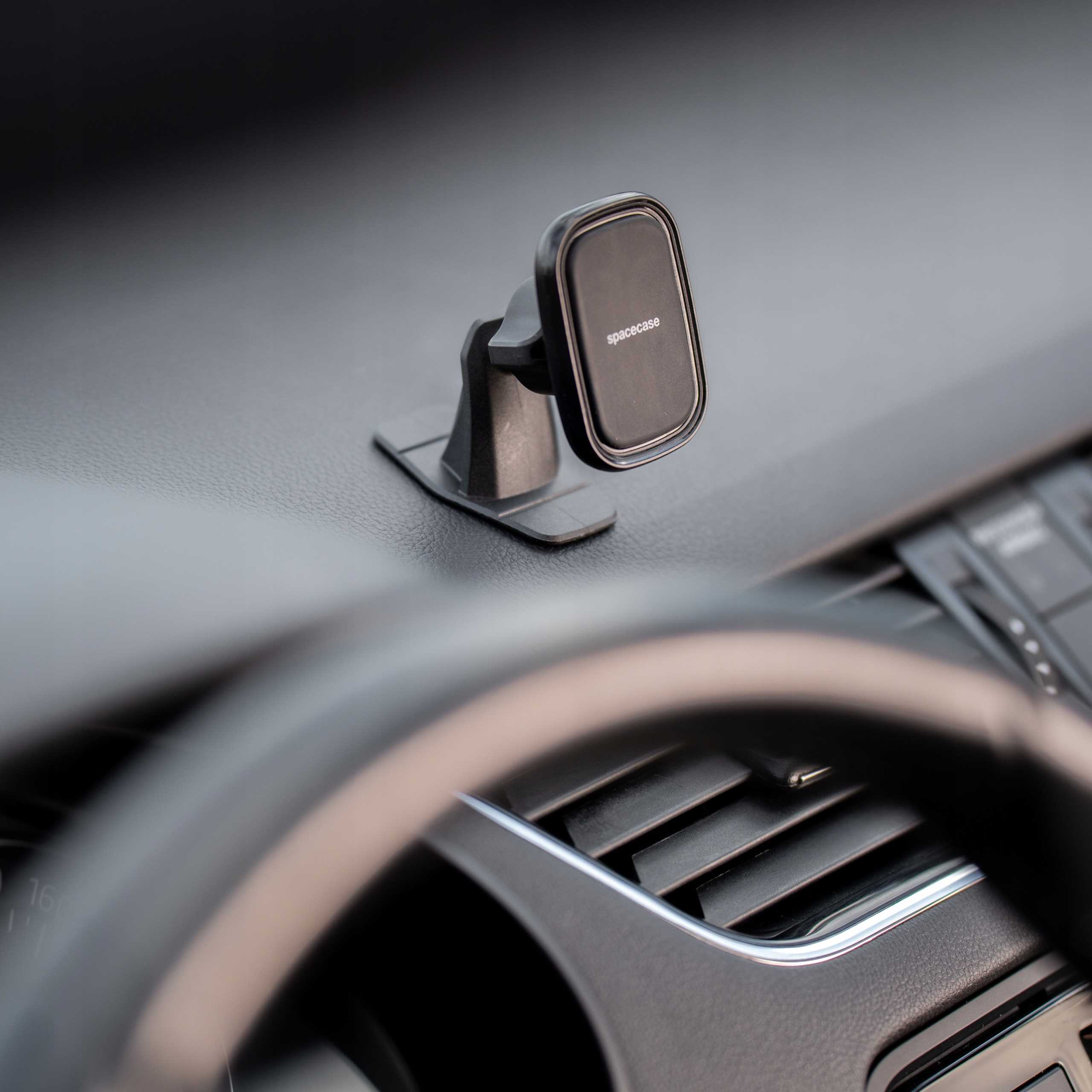 Spacecase Car Holder SC09 Dash/Console Magnetic black