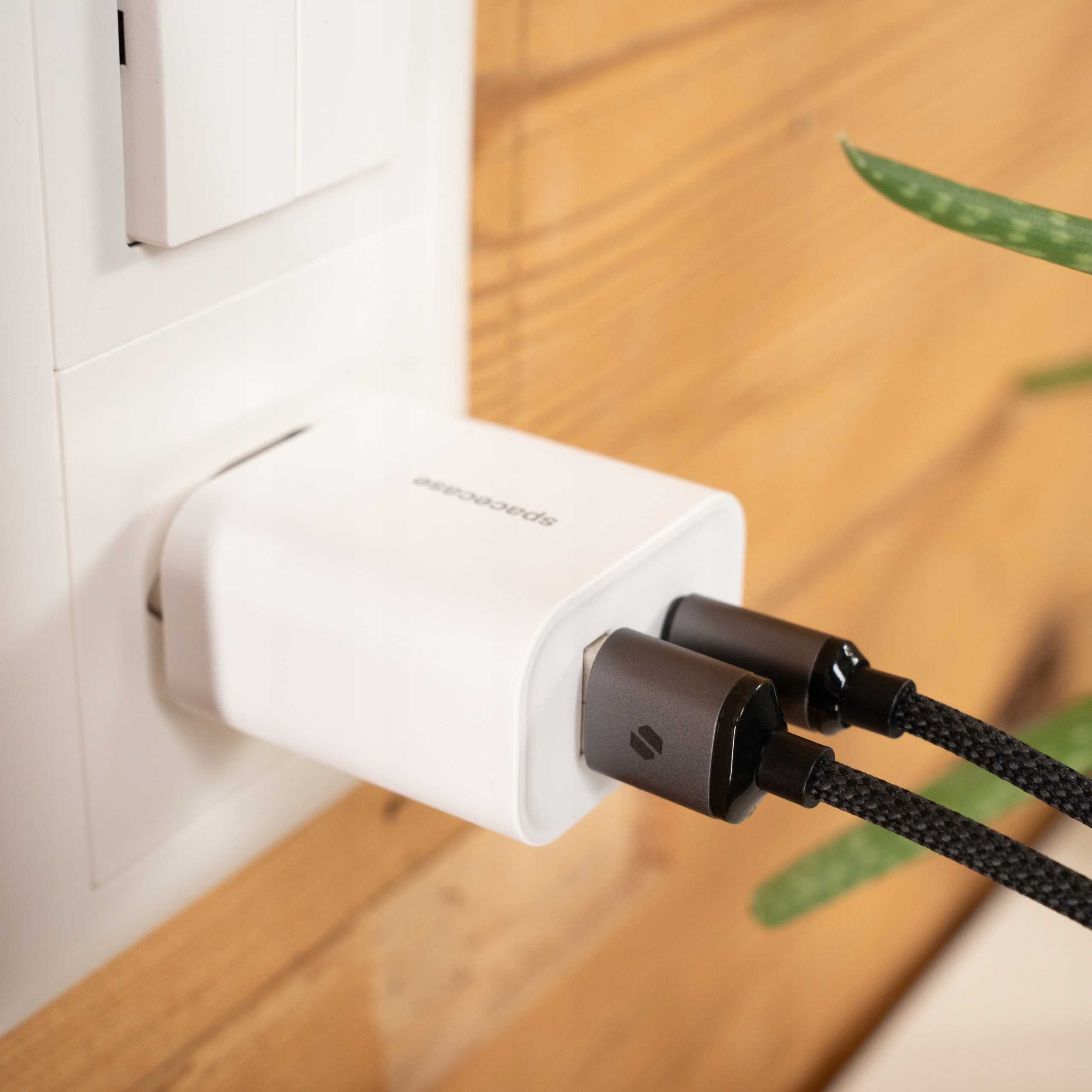 Spacecase USB to Lightning Cable 1M 3A CL04