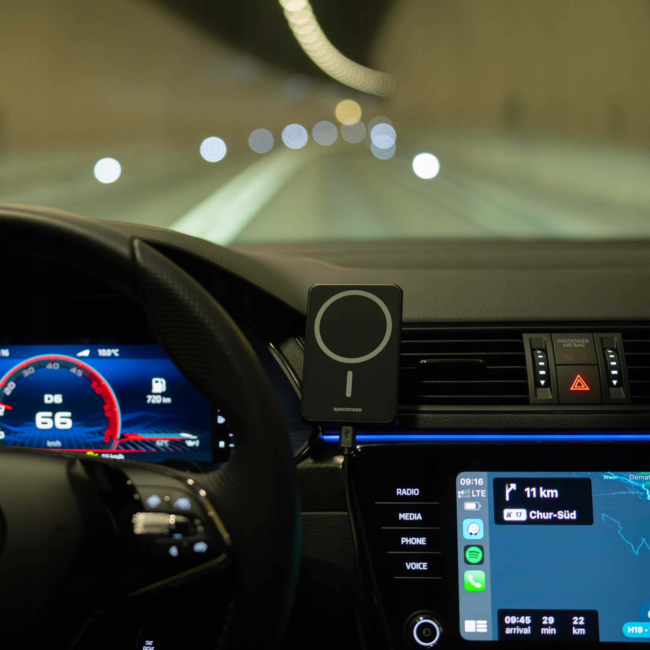 Spacecase Car Holder Magcharge Wm1B Black