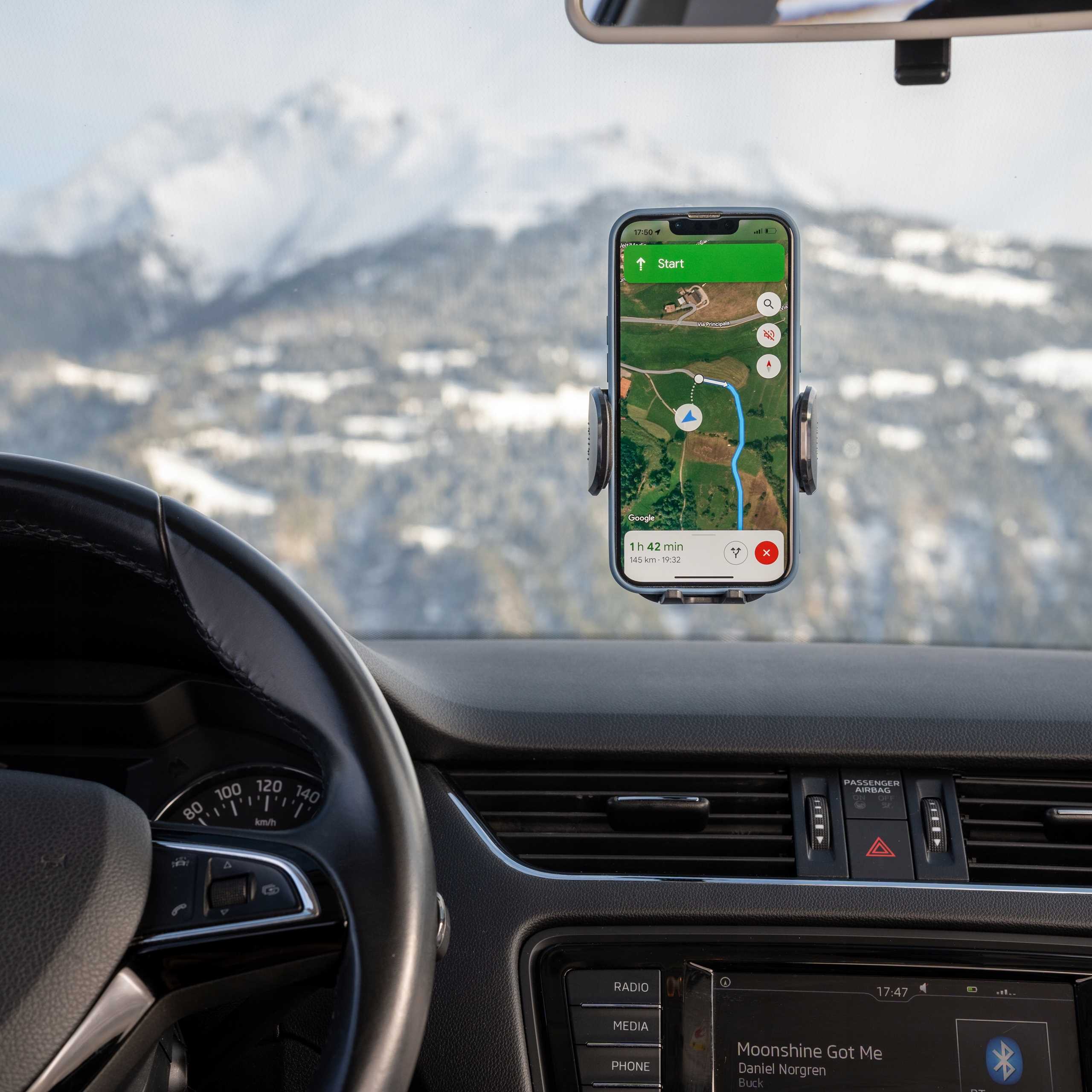 Spacecase Car Holder Sc17 Universal Dash/Windshield Black