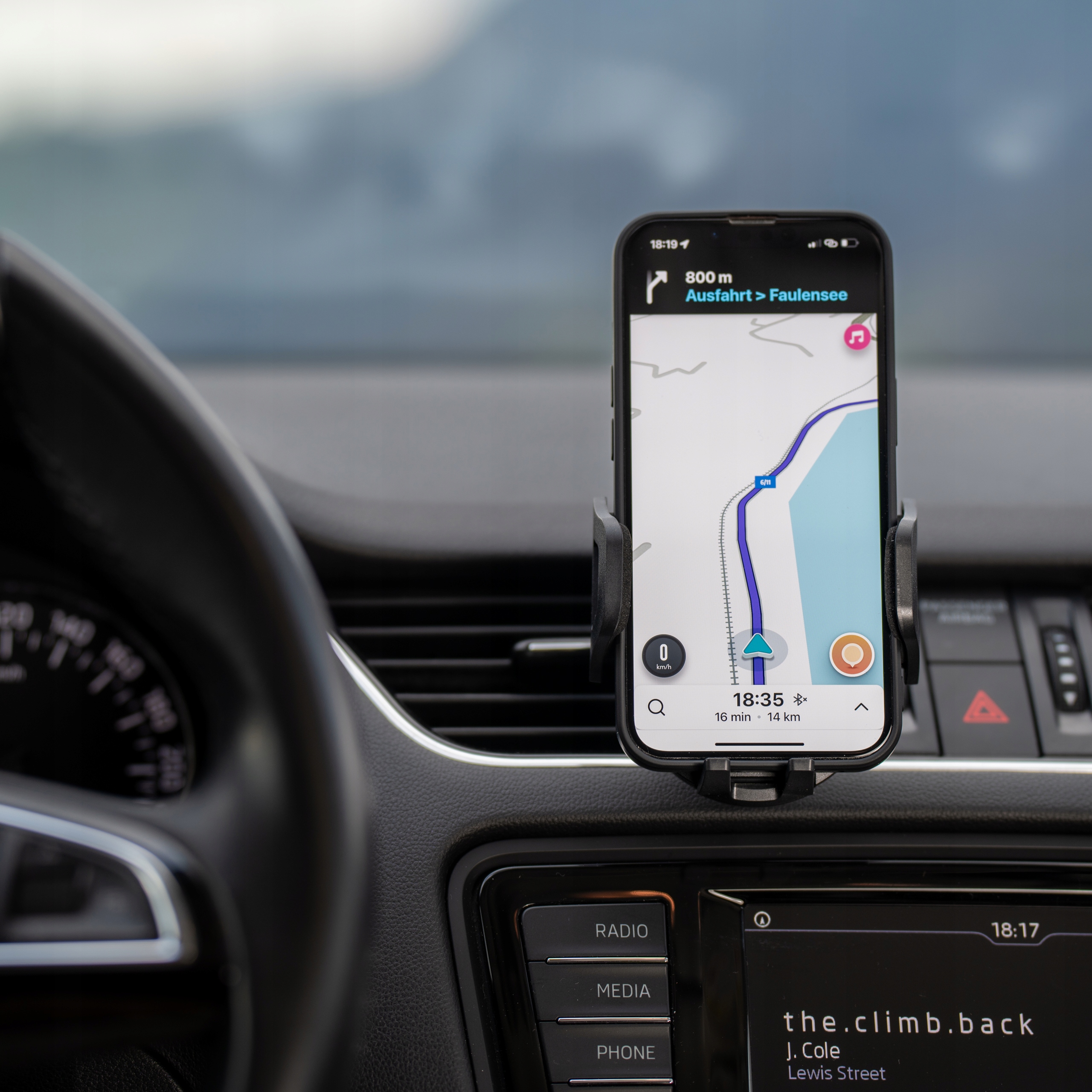 Spacecase Car Holder SC16 Universal Air Vent black