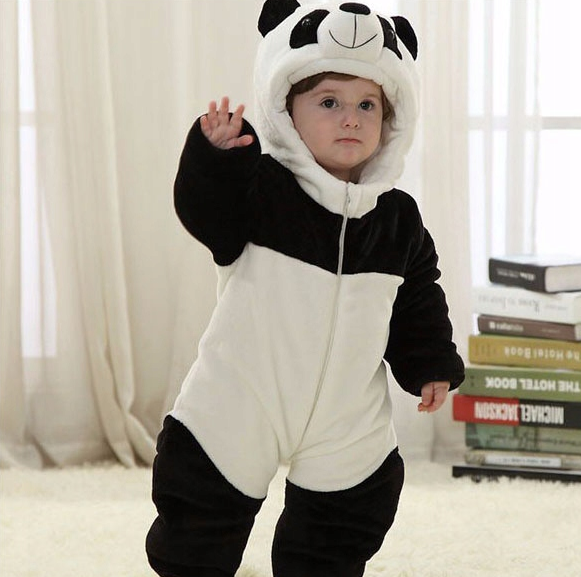 Kombinezon onesie kigurumi dla niemowląt z kapturem – panda – zdjęcie 1