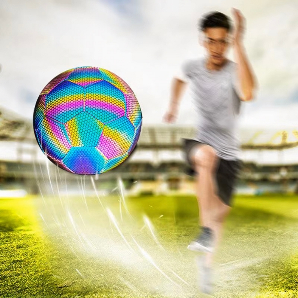 Piłka nożna odblaskowa świecąca lumi do nogi rozmiar 5 holograficzna