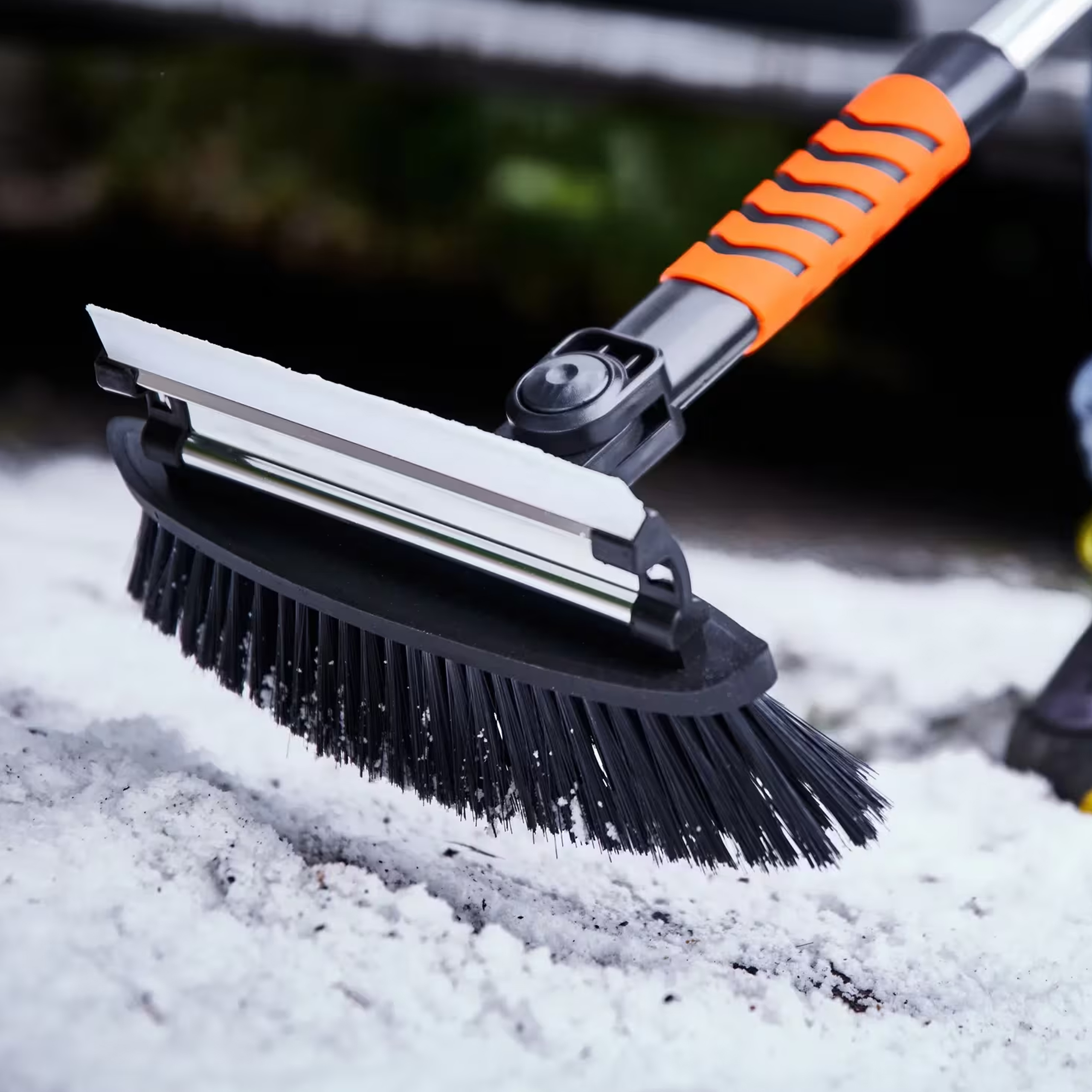 Osram Zestaw 4w1 do odśnieżania auta SNOWbrush 010
