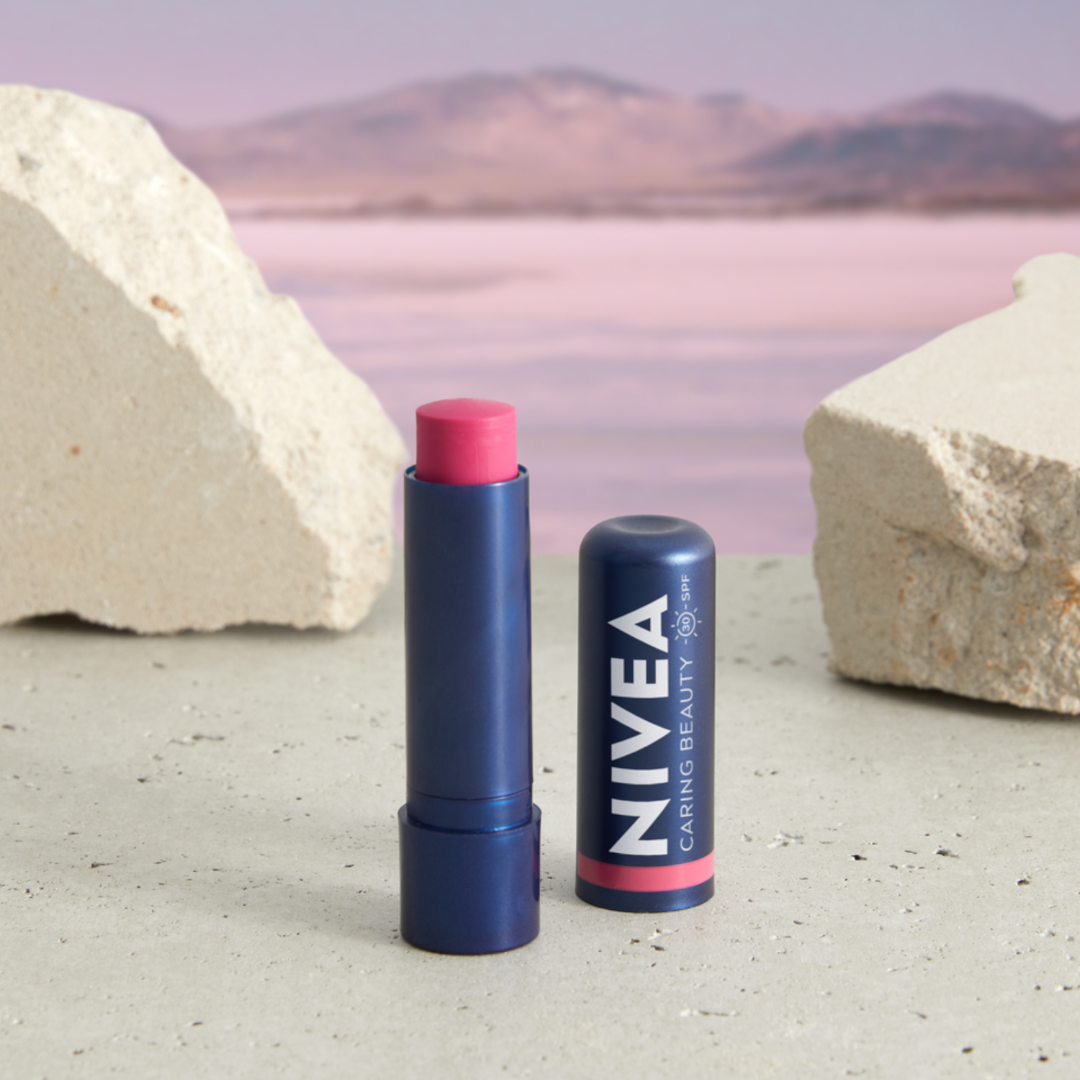 NIVEA Pielęgnująca pomadka do ust i policzków SPF 30 3w1 MIX