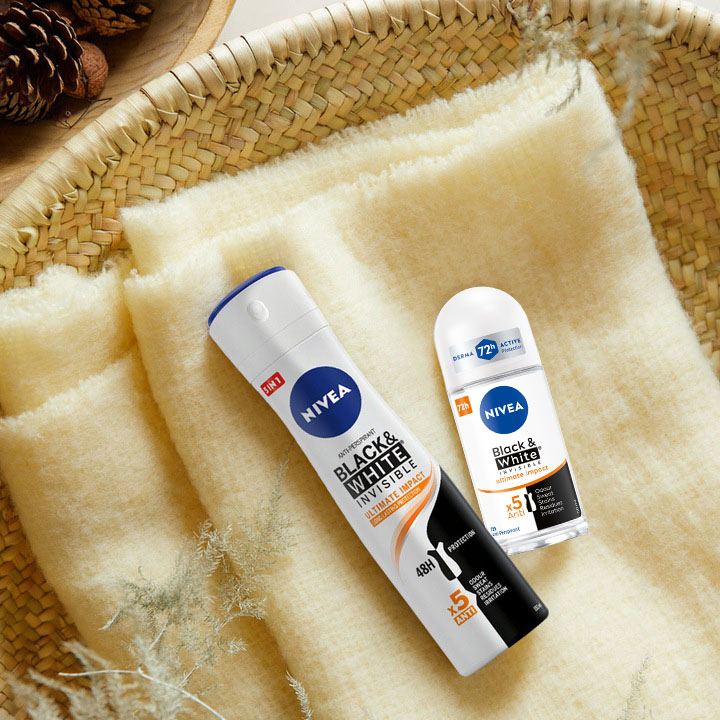NIVEA BLACK & WHITE INVISIBLE ULTIMATE IMPACT ANTYPERSPIRANT W KULCE 50 ML