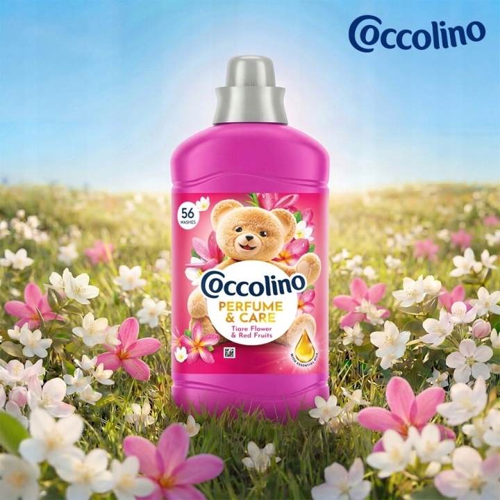 Coccolino Perfume & Care Tiare Flower & Red Fruits 1288ml + Coccolino Perfume & Care Honeysuckle & Sandalwood 1288ml