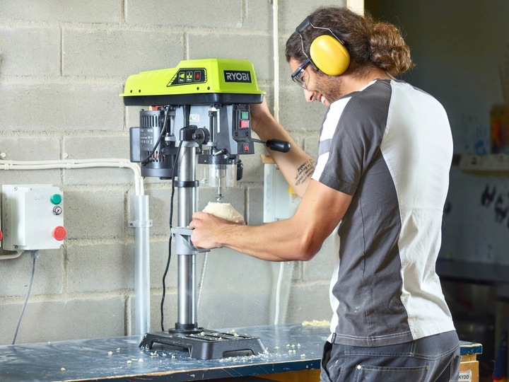 RYOBI Wiertarka Elektryczna Kolumnowa 390 W 230 V RDP102L