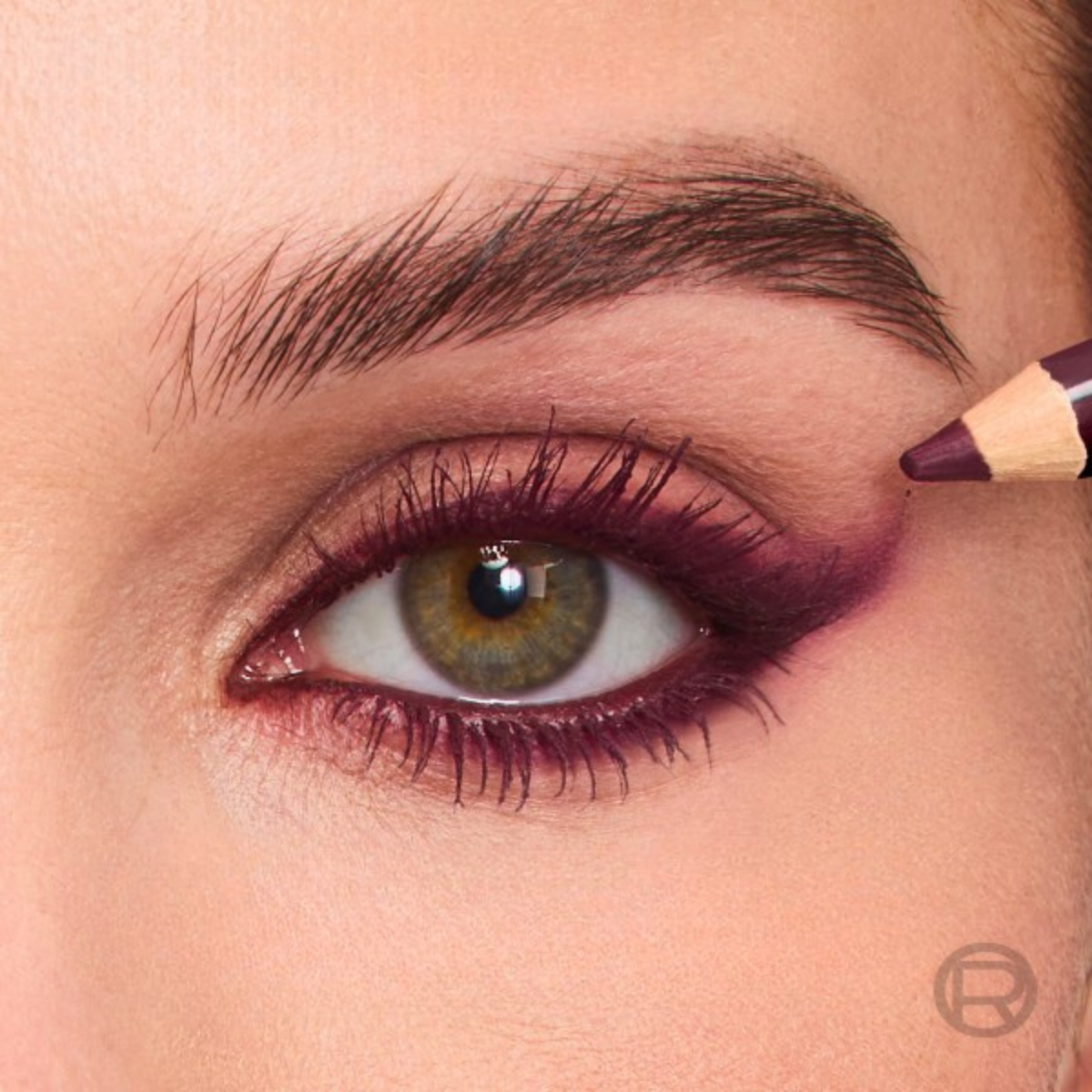L’Oréal Haute Couleur Bordeaux Cashmere Matte Bordowa Kredka do Oczu