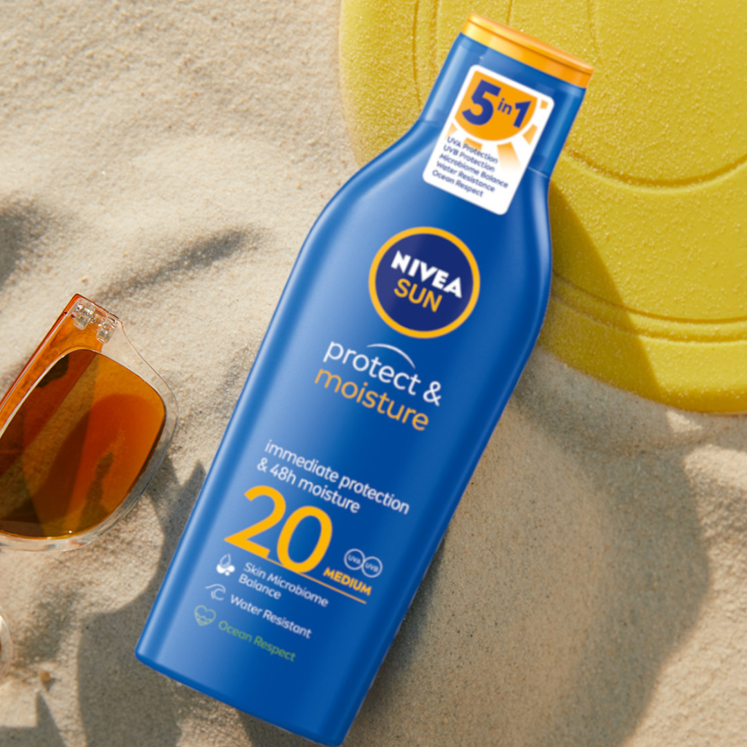 NIVEA SUN Protect & Moisture Balsam do opalania SPF20 200ML + Piłka plażowa