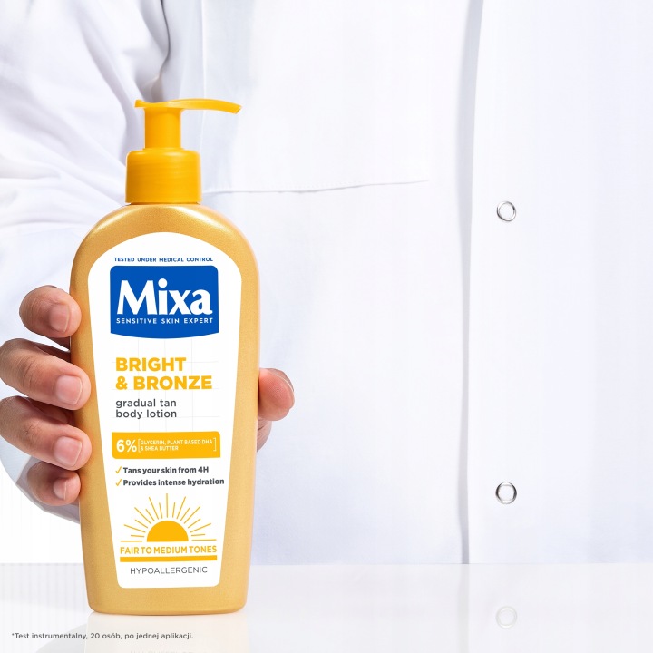 Mixa Bright&Bronze Balsam Samoopalający do Ciała dla Jasnych Karnacji 250ml