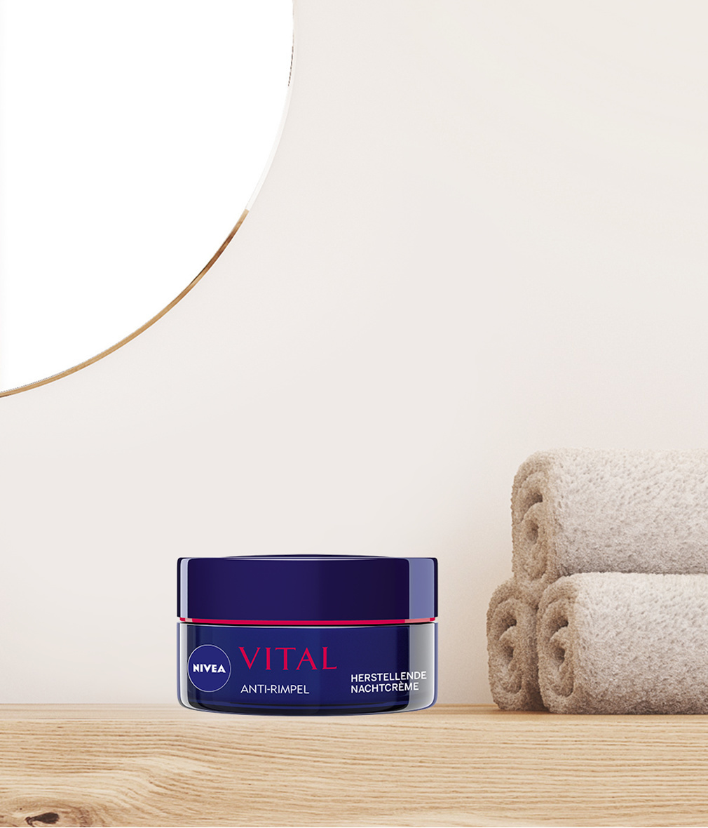 NIVEA Krem na Noc Vital Przeciwzmarszczkowy Regenerujący, 50 ml