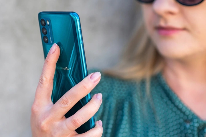 Smartfon Kruger&Matz Live 9 6,5" 4/64 Gb