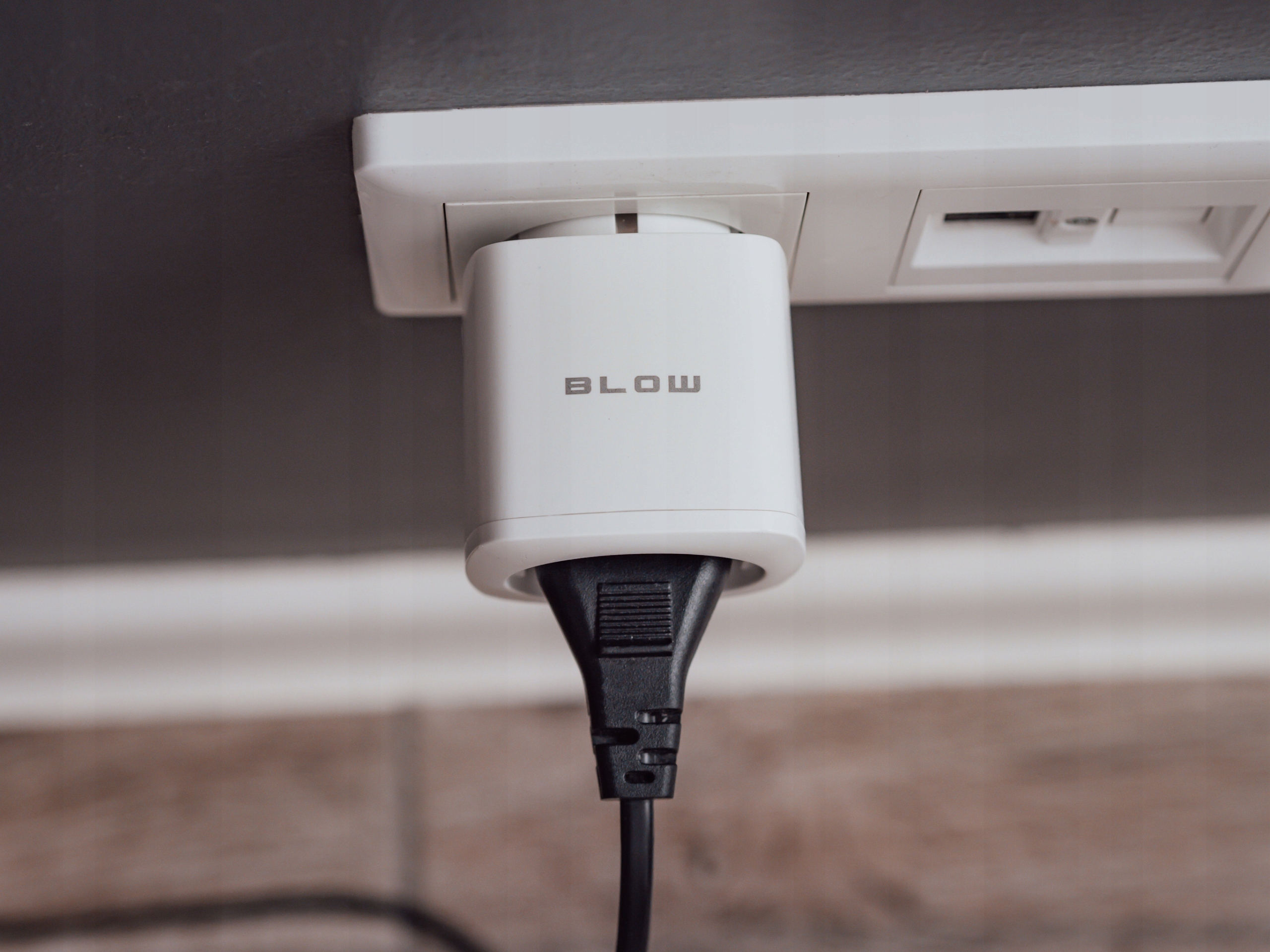 Programator Czasowy Smart Wifi Tuya Plug Watomierz