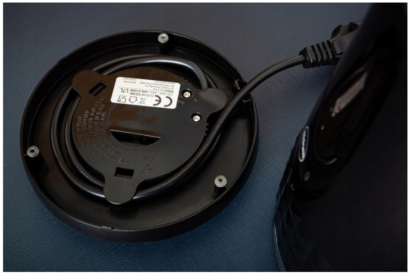 Czajnik Elektryczny Bezprzewodowy Eldom C270 1,7L