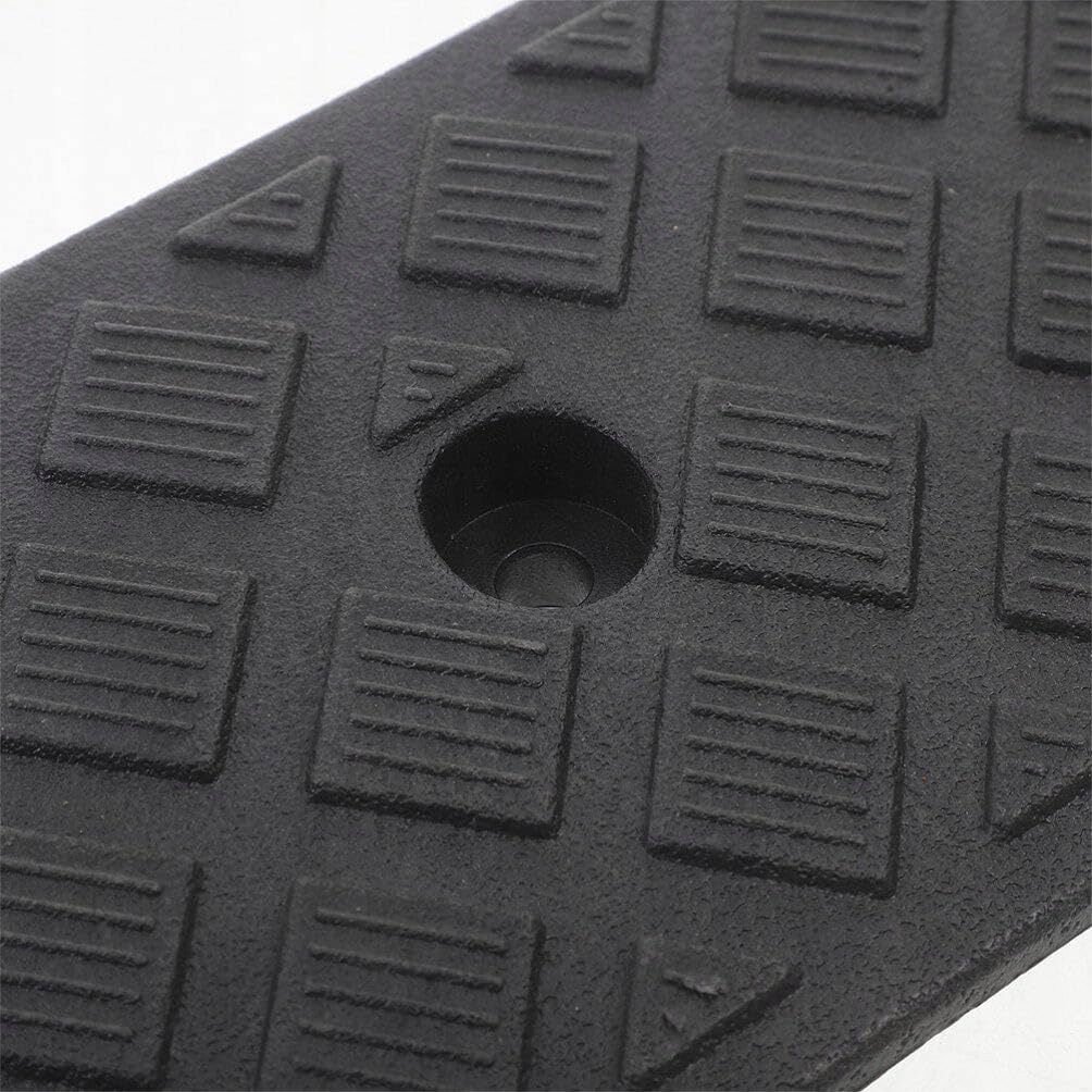 Najazd pod Krawężnik Podjazd Krawężnikowy Kablowy Rampa Wjazd 3cm